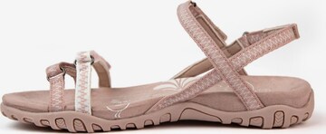 Sandales de randonnée Izas en rose : devant