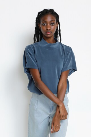 My Essential Wardrobe Blouse 'Elle' in Blauw: voorkant