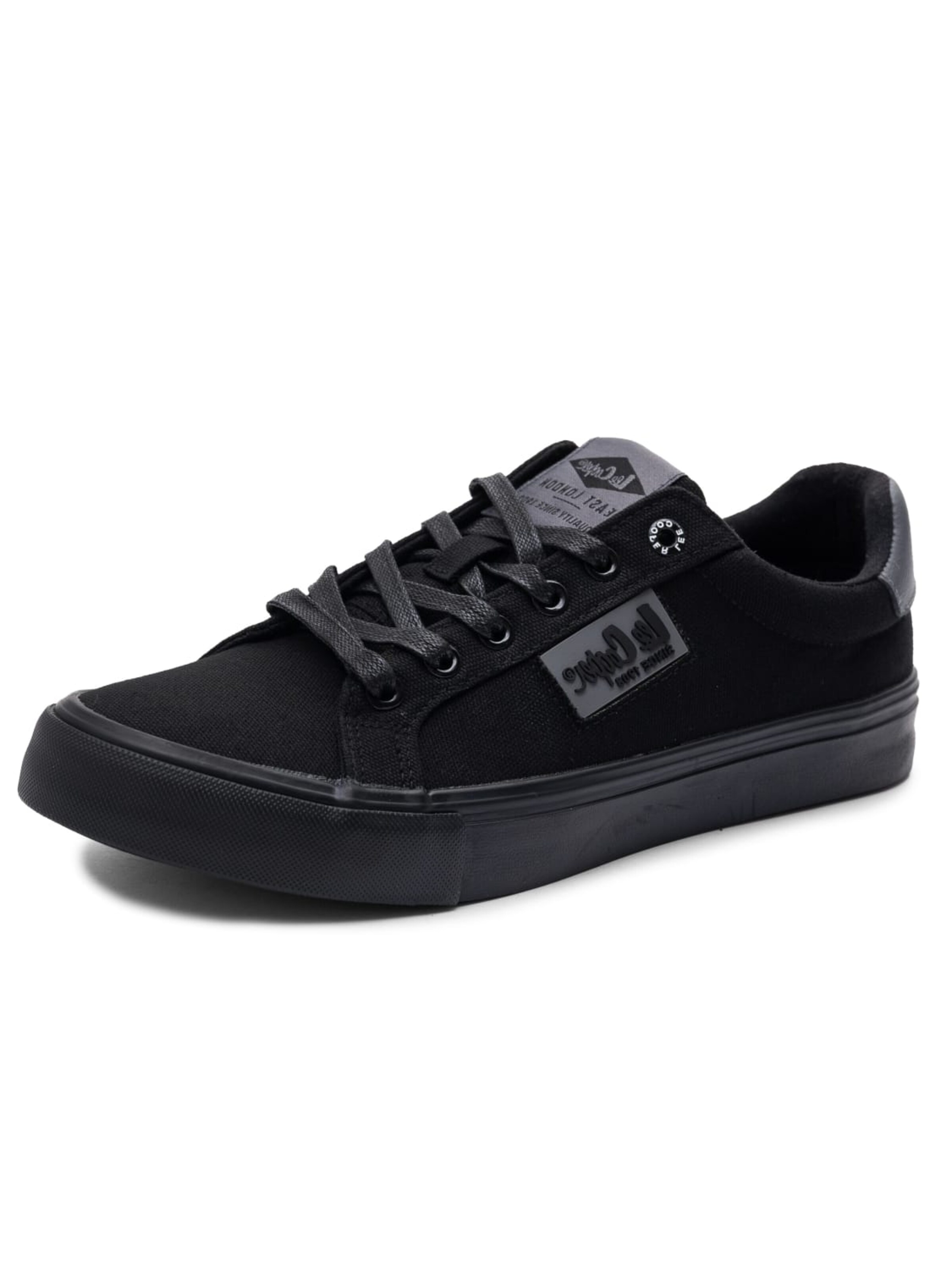 Lee Cooper Platform trainers in Black: front