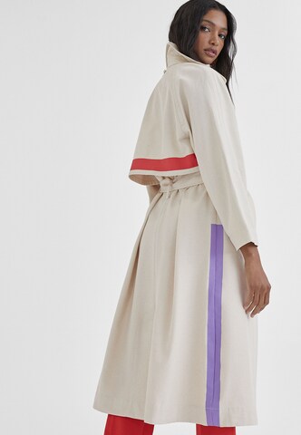 Manteau mi-saison Lola Casademunt en blanc