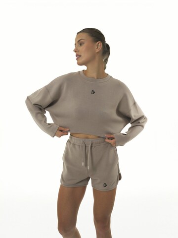 DRILLS Apparel Top 'RECREATION Cover Top' in Beige