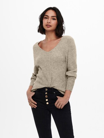 Pullover 'Atia' di ONLY in beige: frontale