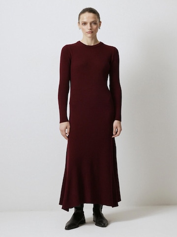 Touche Prive Knit dress in Red: front