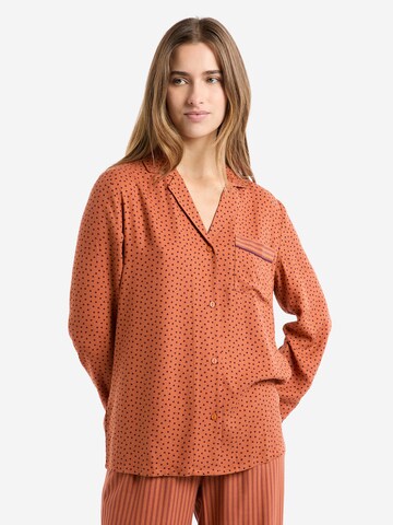 ETAM Slaapshirt 'Manari' in Bruin: voorkant