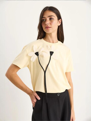 T-shirt Bianco Lucci en jaune