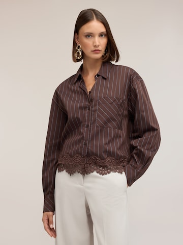 MOTIVI - Blusa en marrón