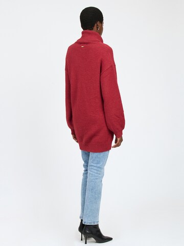 Influencer Pullover in Rot