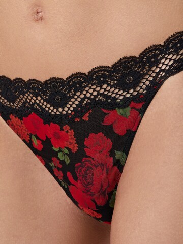 String di ETAM in nero