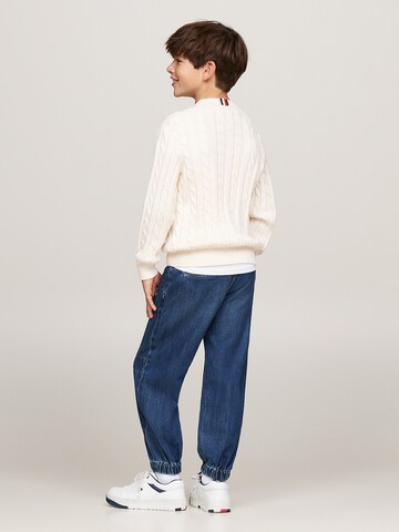 TOMMY HILFIGER Pullover 'ESSENTIAL' in Weiß