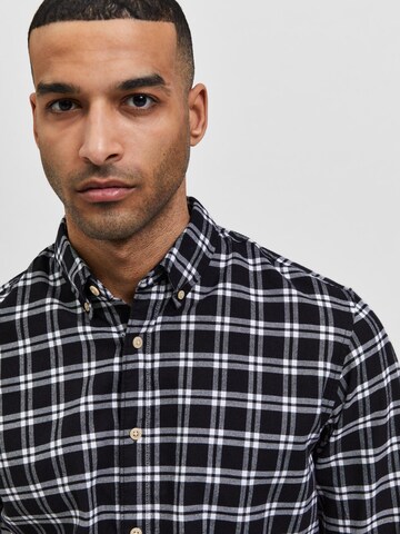 SELECTED HOMME Slim fit Button Up Shirt in Black