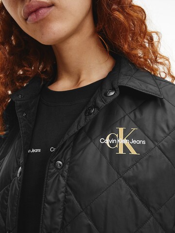 Calvin Klein Jeans Jacke in Schwarz