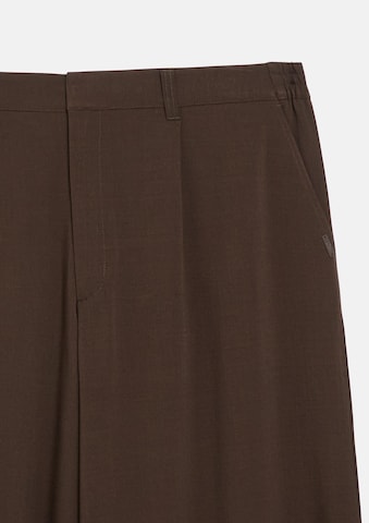 Barrel Pantalon à pince QS en marron