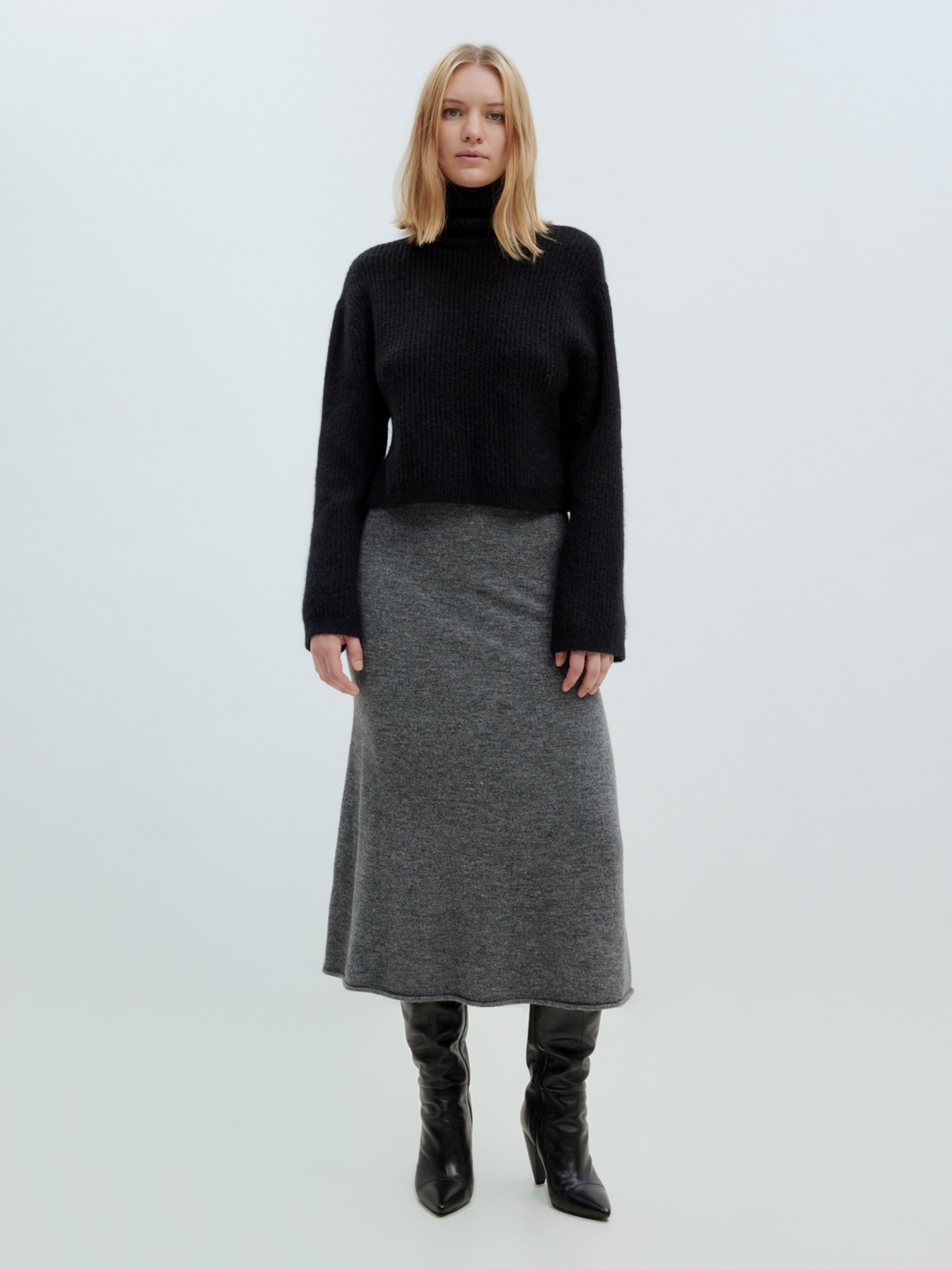 EDITED Produkte Pullover 'Annabelle' schwarz