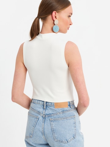 Cool & Sexy Topp i vit