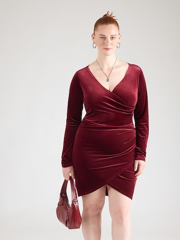 Abito 'CARDAIZA' di ONLY Carmakoma in rosso: frontale