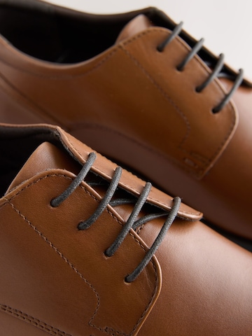 Next - Zapatos con cordón 'Derby' en marrón