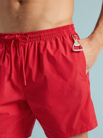 IUMAN Intimissimi Swim Trunks in Red