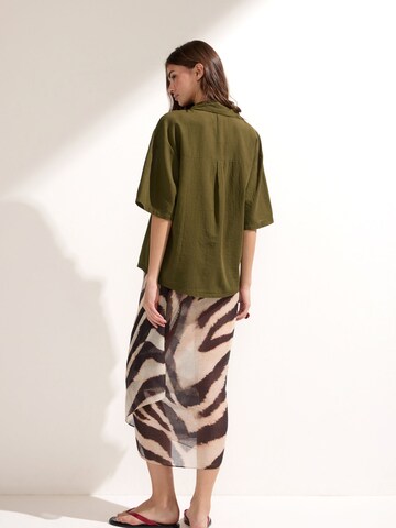 CALZEDONIA Blouse in Green