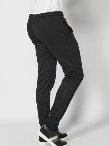 KOROSHI Tapered Trousers in Black