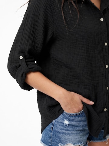 TorWeit Oversized Shirt in Black