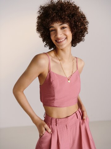 Guido Maria Kretschmer Women Top 'Athina' in Roze: voorkant