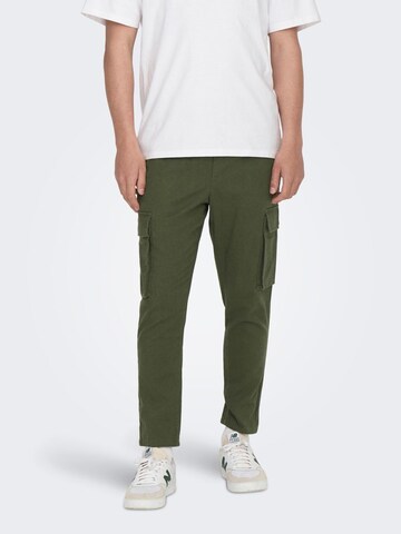 Effilé Pantalon 'Linus' Only & Sons en vert : devant