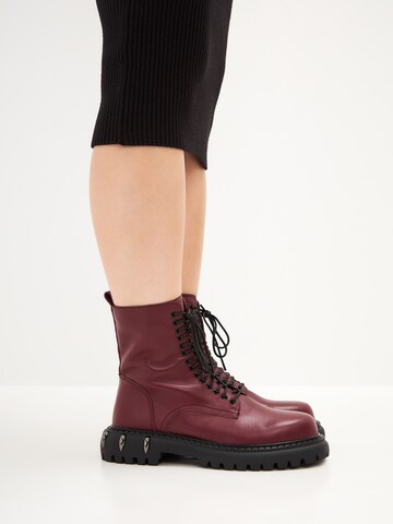 CESARE GASPARI Lace-Up Ankle Boots in Red