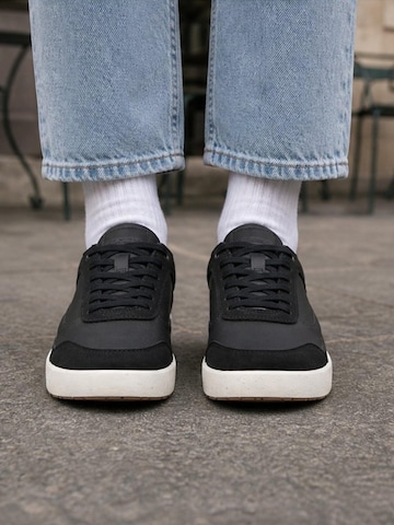 SAOLA Platform trainers 'Quito W Black' in Black