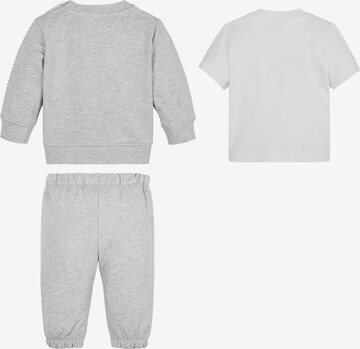 Calvin Klein Jeans Set in Grey