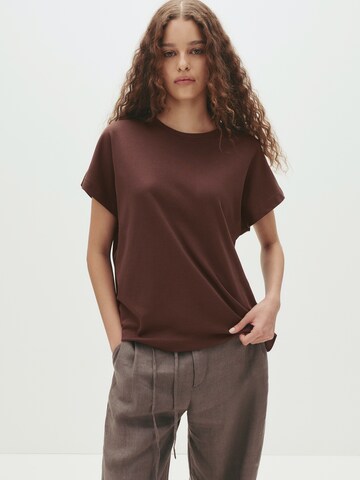 T-shirt Pull&Bear en violet : devant