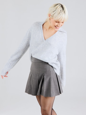 Pull-over 'Fab' Oval Square en bleu : devant