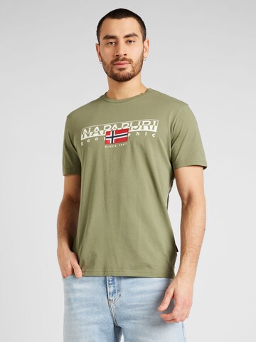 Tricou 'S-AYLMER' de la NAPAPIJRI pe verde: față