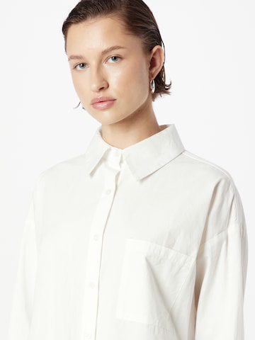 NLY by Nelly - Blusa en blanco