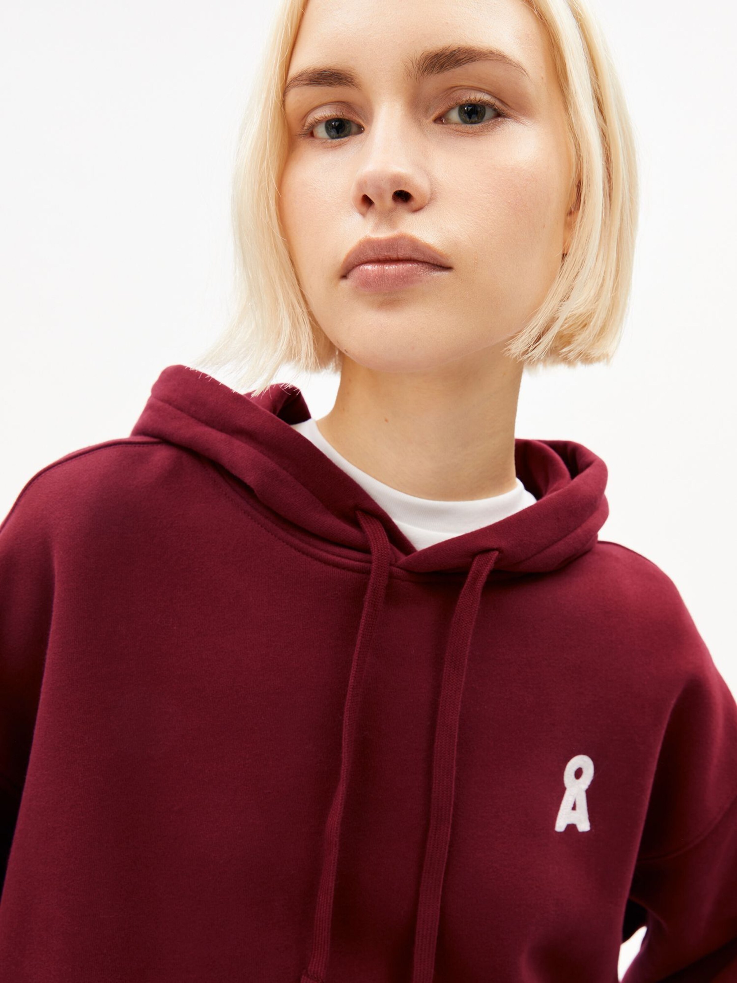 ARMEDANGELS Sweatshirt in Red: front