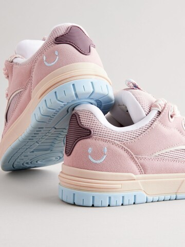 Baskets Next en rose