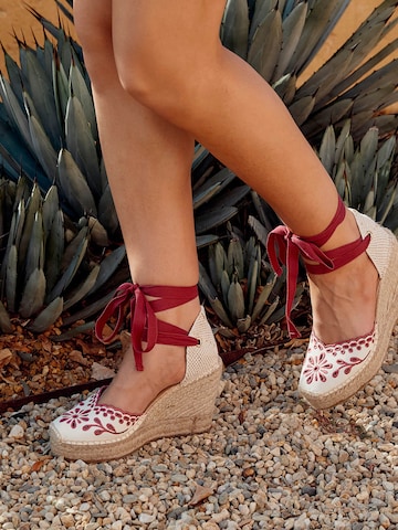 Alhamas Sandal 'Alpargata Cuña 10 cm' in Red