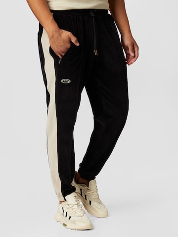 Grimey Regular Pants 'IAM' in Black: front