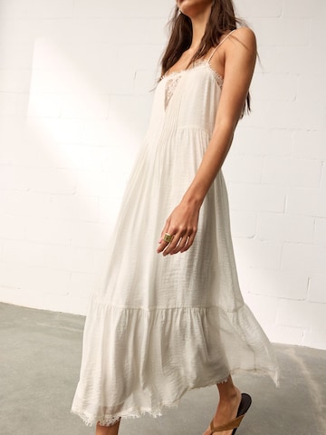 Robe d’été Bhoem en beige
