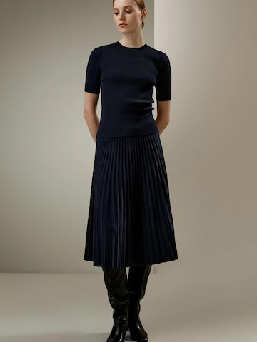 Lilysilk Shirt 'Essential Seidenstrick Oberteil' in Blauw