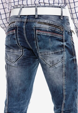 CIPO & BAXX Regular Jeans in Blau