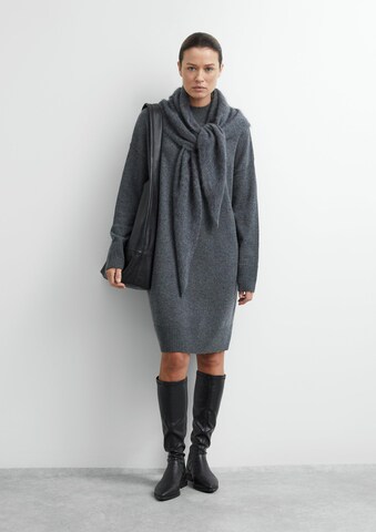 COMMA Kleid in Grau: Vorderseite