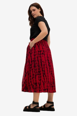 Studio Untold Skirt in Red