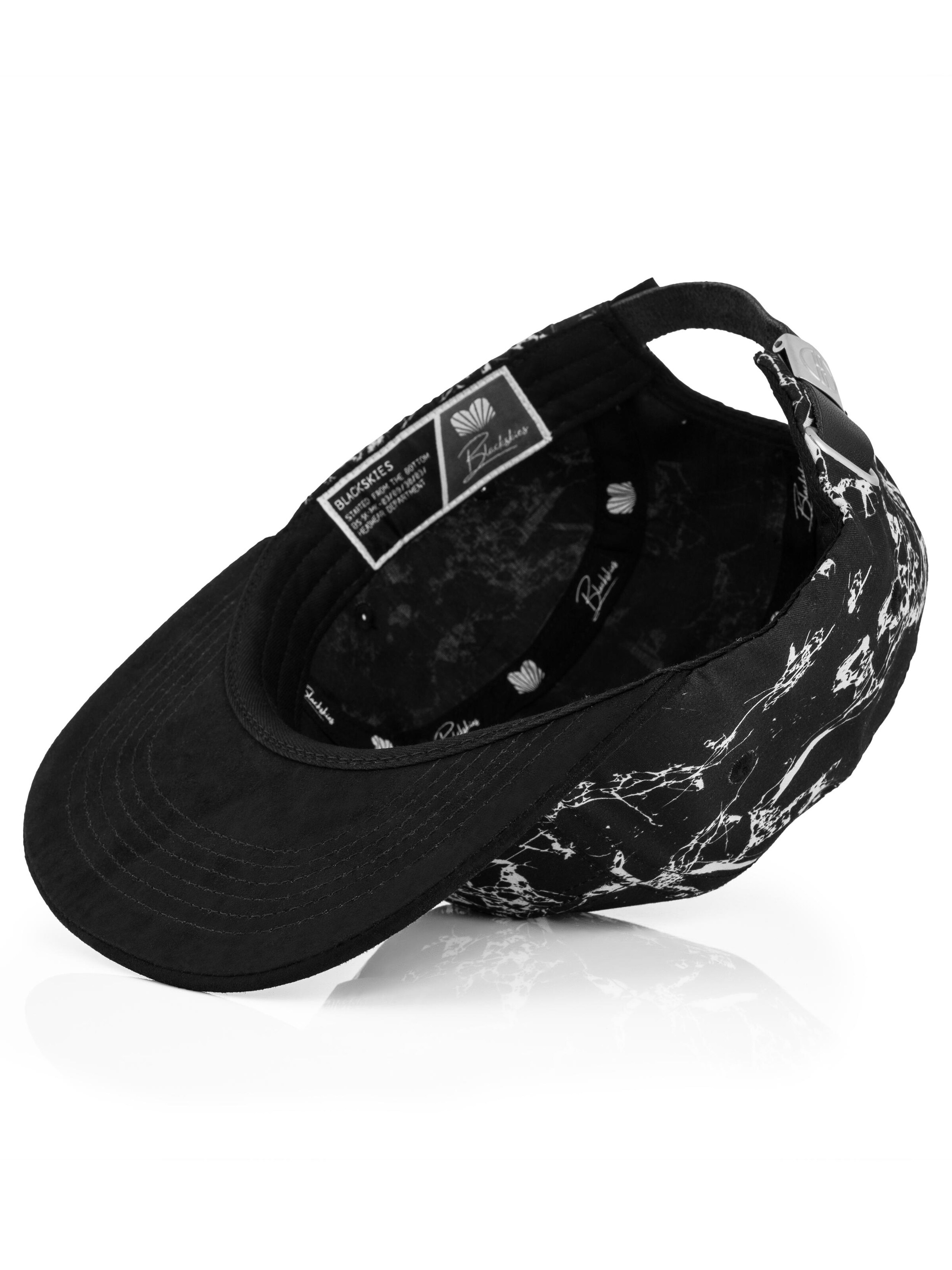 Blackskies Cap 'Fenrir' in White