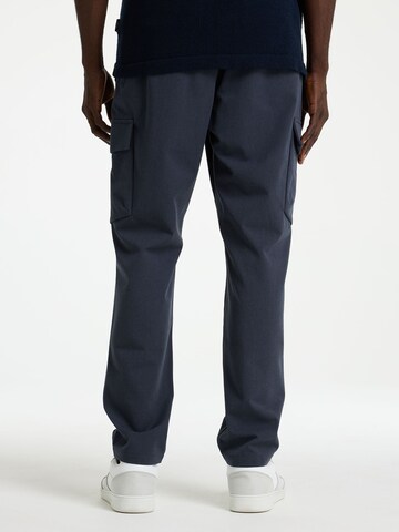 Regular Pantalon chino 'Stone Dual Cargo' CHASIN' en bleu