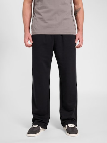 Hummel Regular Sportbroek in Zwart: voorkant
