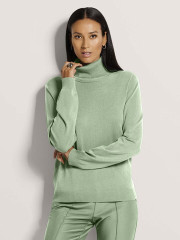 MADELEINE Trui in Groen: voorkant