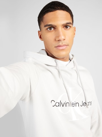 Calvin Klein Jeans Sweatshirt in Grau