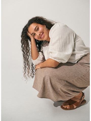 Zizzi Bluse 'Vlina' i hvid