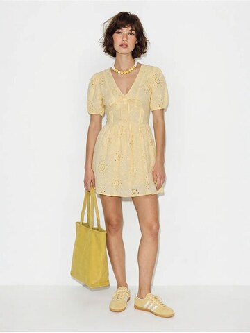 Abito di Bianco Lucci in giallo