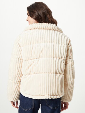 ESPRIT Jacke in Beige